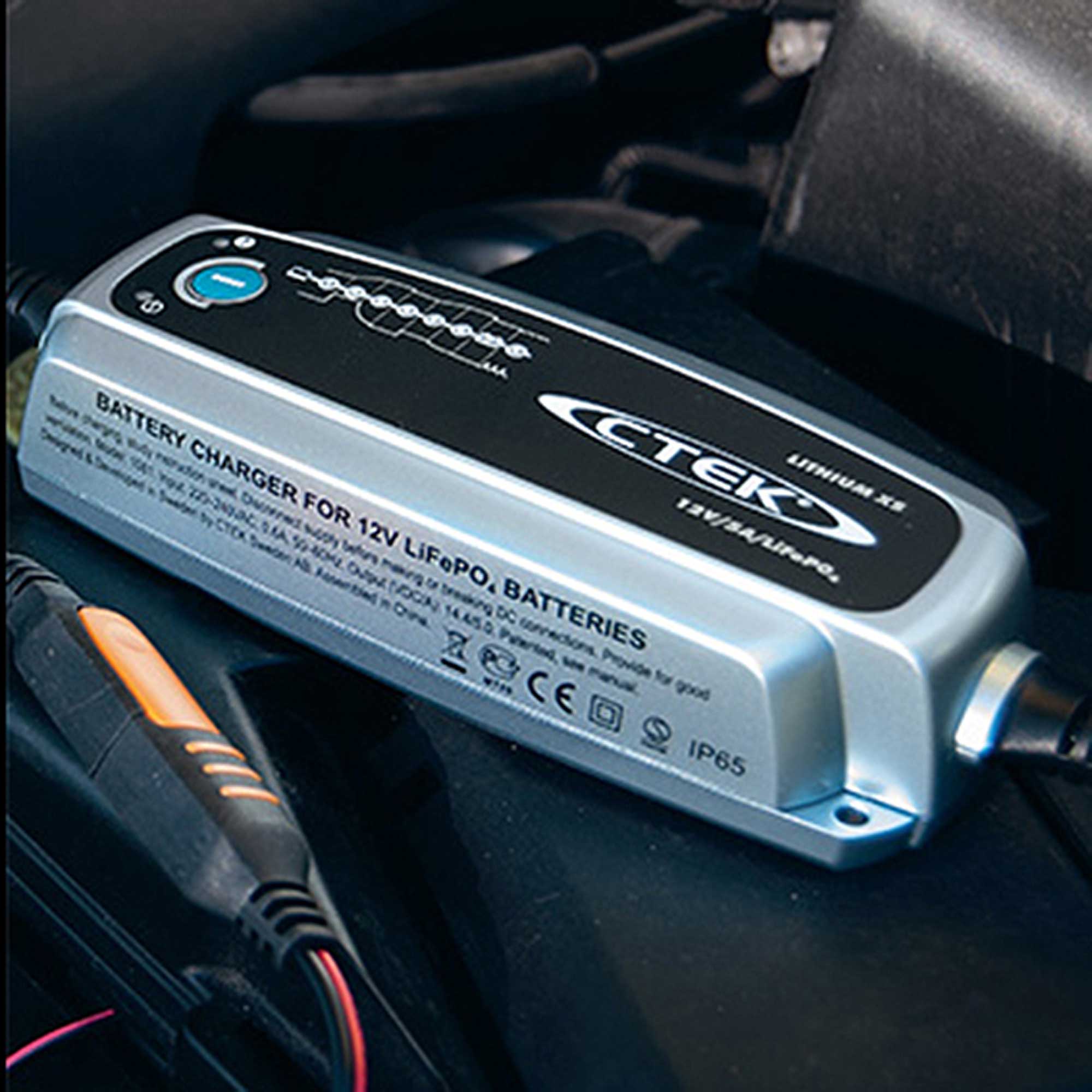 CTEK Lithium Ion XS LiFePO4 Battery Charger/Charging/Recharger